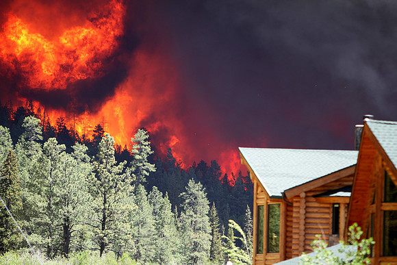 Wallow Fire as it enters Greer